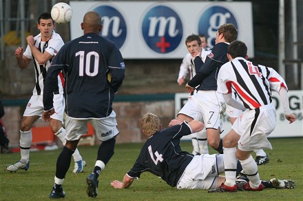 Dundee v Dunfermline Dundee v Dunfermline