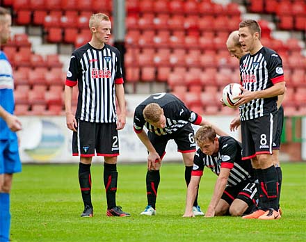 Stephen Husband weighs up free kick Stephen Husband weighs up free kick