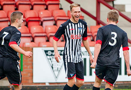 Scott Mercer celebrates goal Scott Mercer celebrates goal