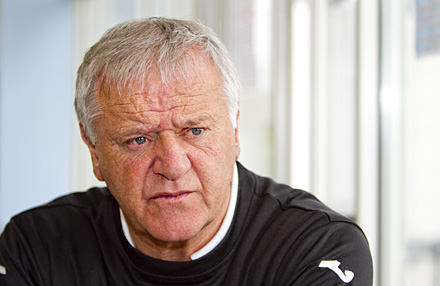 JIM JEFFERIES JIM JEFFERIES
