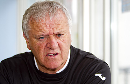JIM JEFFERIES JIM JEFFERIES