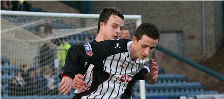 STeven McDougall v Dundee STeven McDougall v Dundee