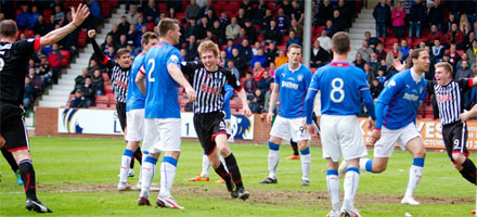 Lewis Martin scores v Rangers Lewis Martin scores v Rangers