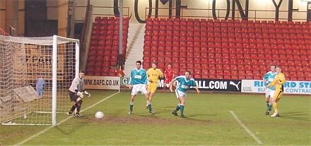 Jamie Mole makes it 4-2 Jamie Mole makes it 4-2