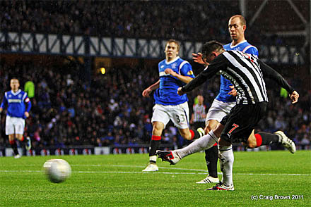 Joe Cardle scores against Rangers Joe Cardle scores against Rangers