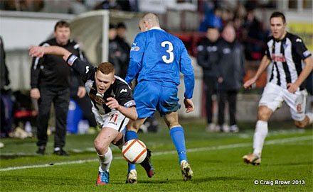 Ryan Thomson takes a tumble Ryan Thomson takes a tumble